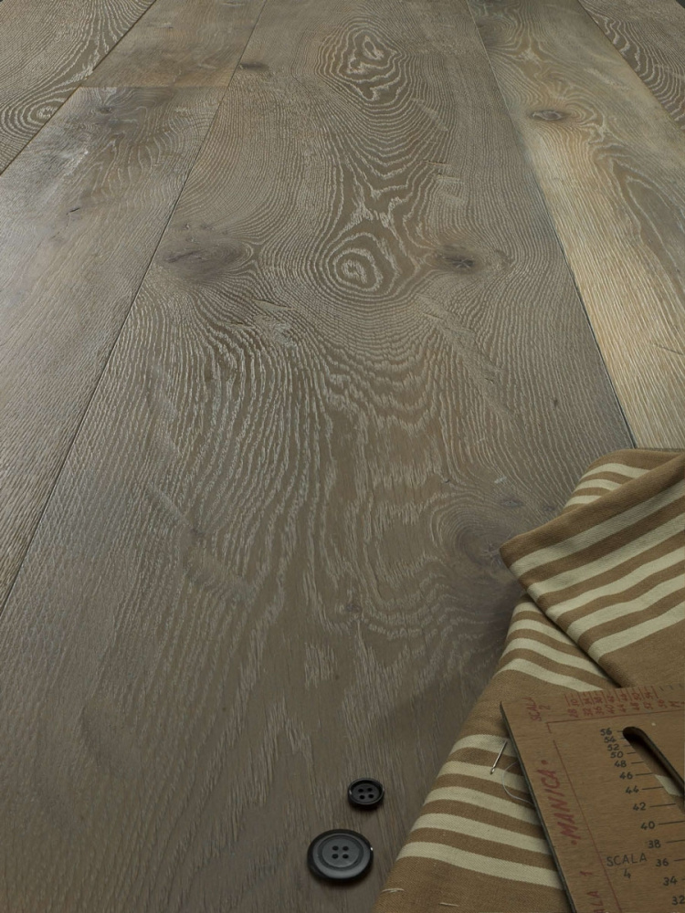 Инженерная доска Bassano Parquet Коллекция Bassano 1832 Дуб Terre del Passato 1832 браш, масло, строганный, фаска ручная 2350х242х15/3,6 мм (Италия)